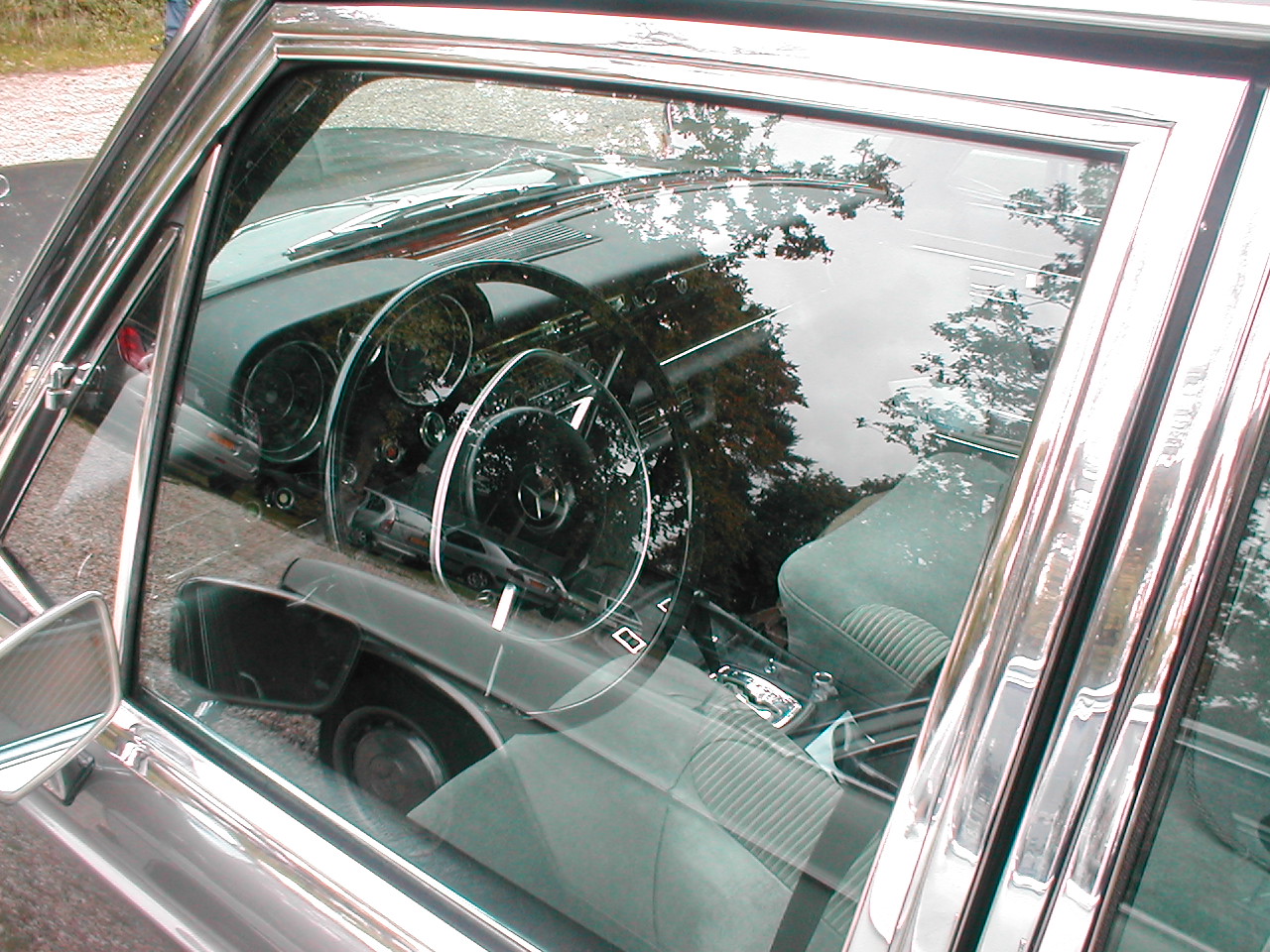 Image 20 of 58  -  419 kB