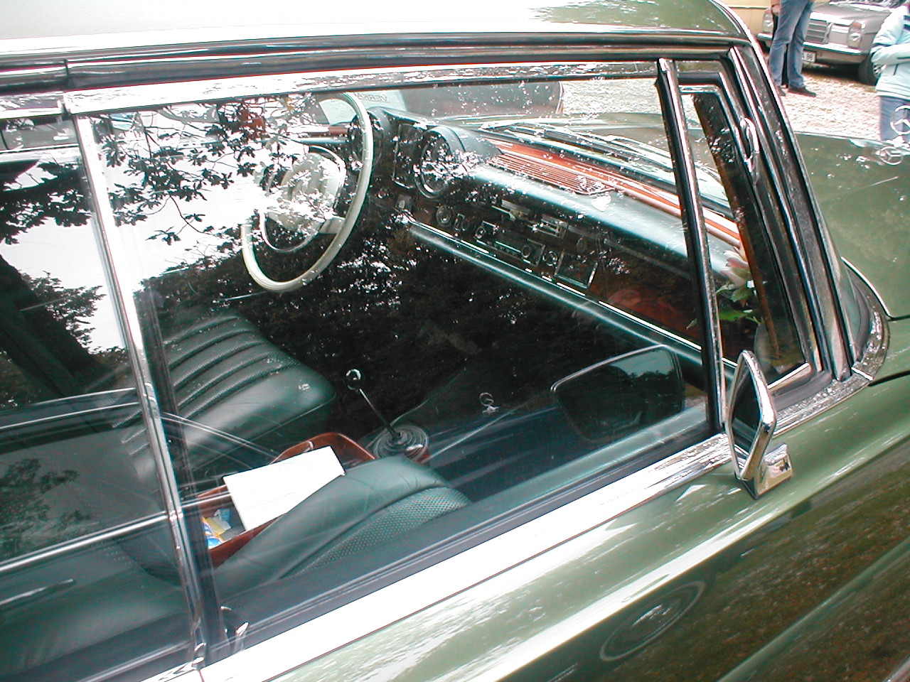 Image 24 of 58  -  425 kB