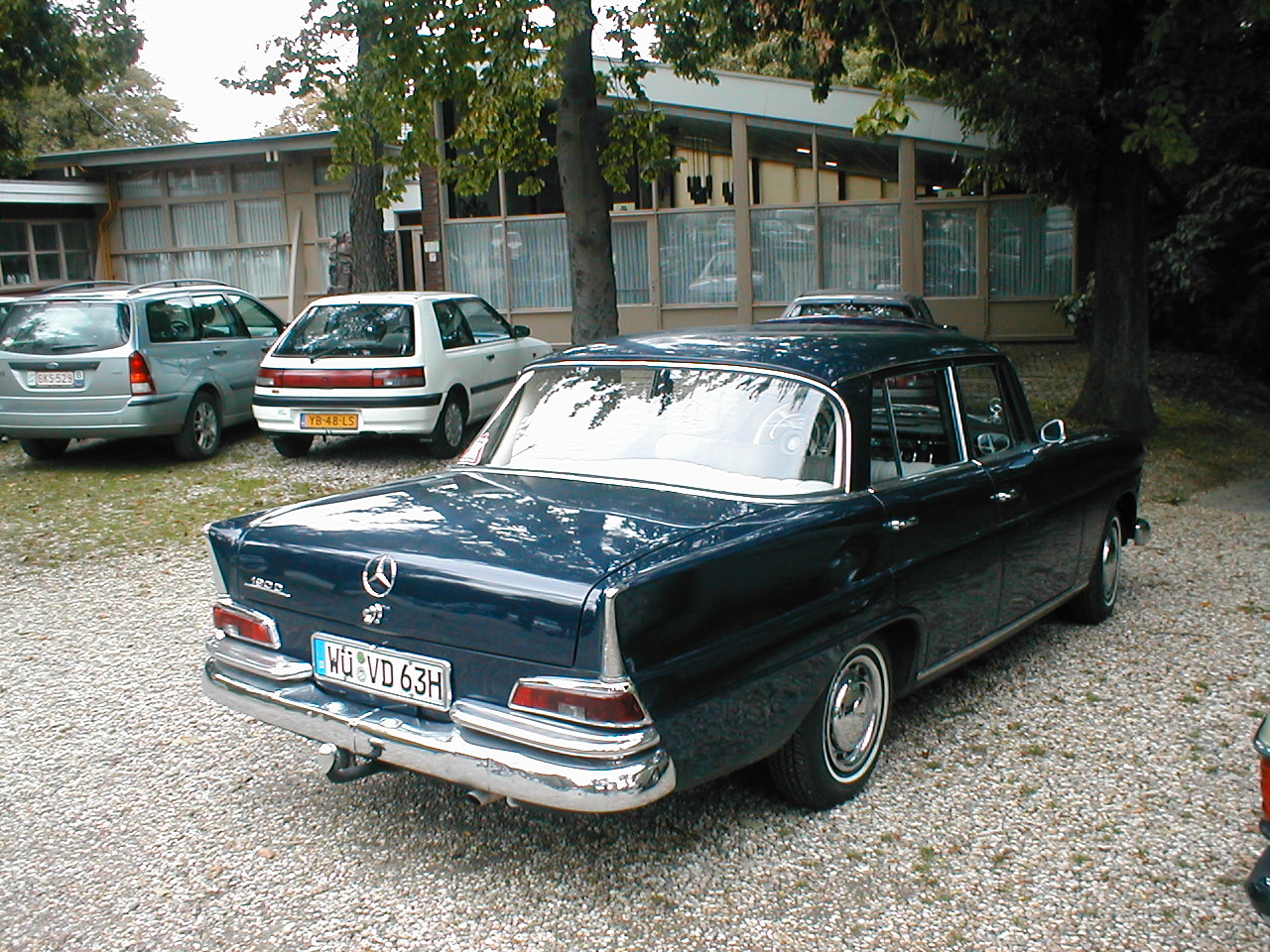 Image 38 of 58  -  433 kB