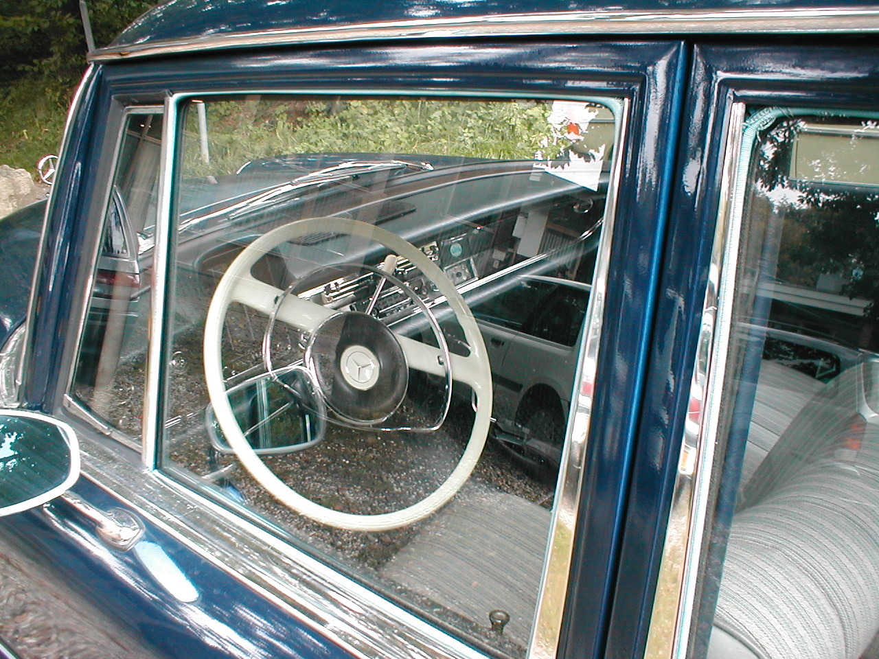 Image 40 of 58  -  422 kB