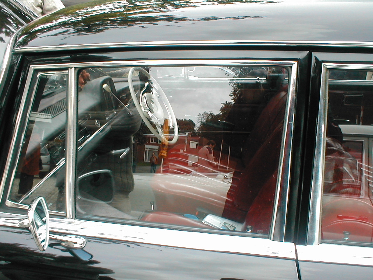 Image 42 of 58  -  378 kB