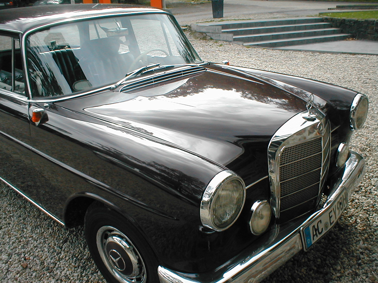 Image 51 of 58  -  406 kB